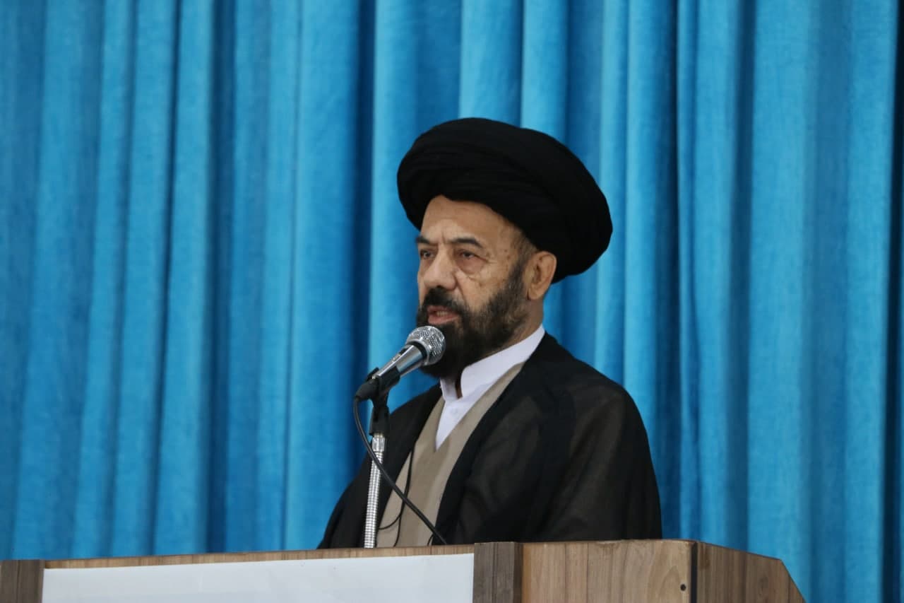 حجت الاسلام والمسلمین میر احمدی در روز جمعه ۱۲ خرداد ۱۴۰۲ در پایان خطبه های نماز جمعه خبر رفتن خود را تایید کرد