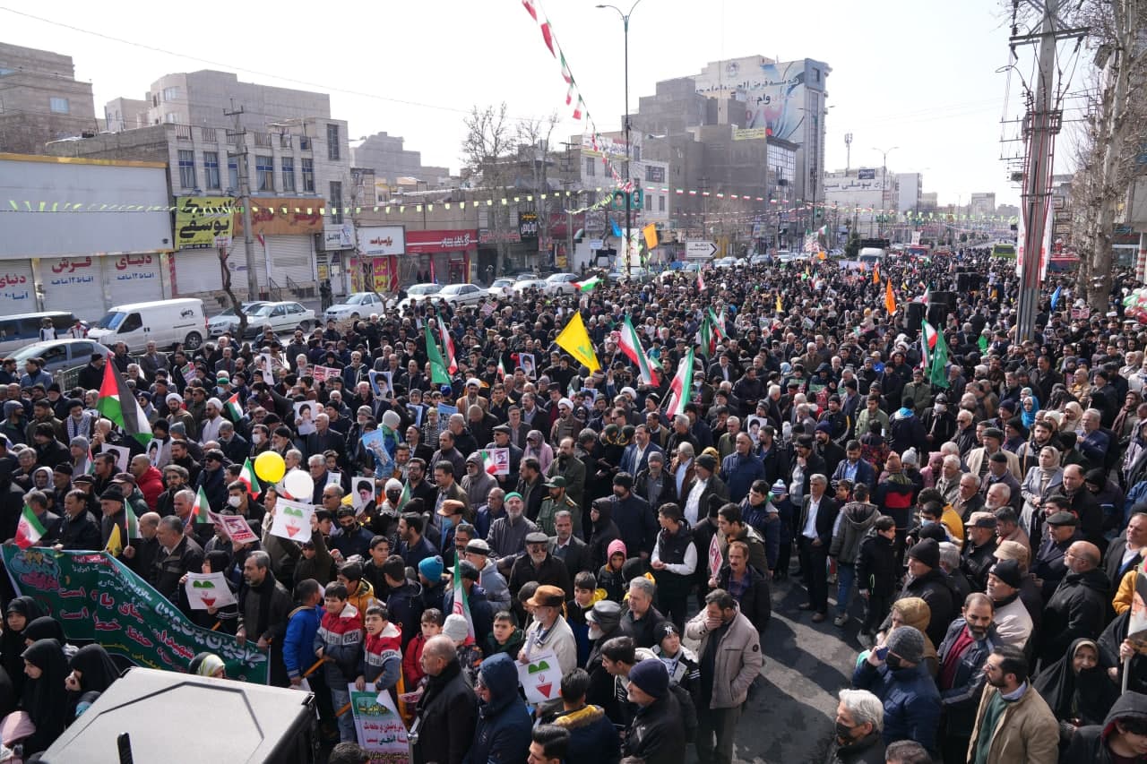  تقدیر مدیریت شهری از حضور حماسی شهروندان محمدشهردر راهپیمایی ۲۲ بهمن ؛ مردم پاسخ بدخواهان را دادند