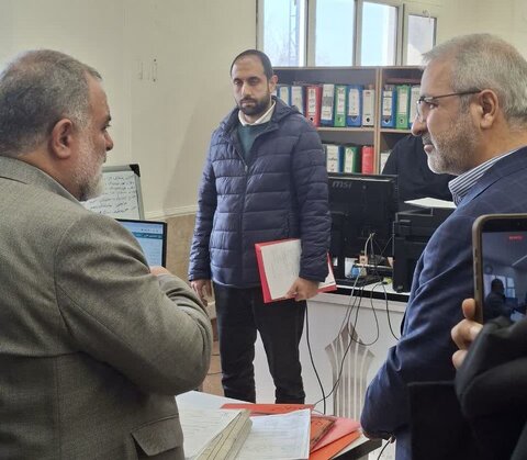 کیانی سرزده به محل استقرار موقت شهرداری منطقه ۱ رفت/ احداث ساختمان جدید در ماه‌های آینده